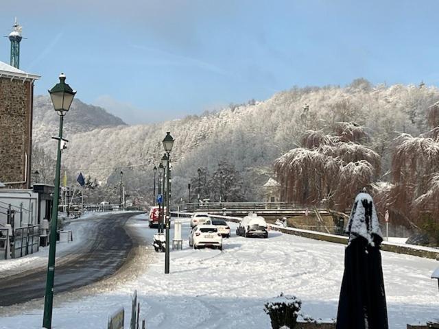 Hotel Val De La Cascade Stavelot Dış mekan fotoğraf