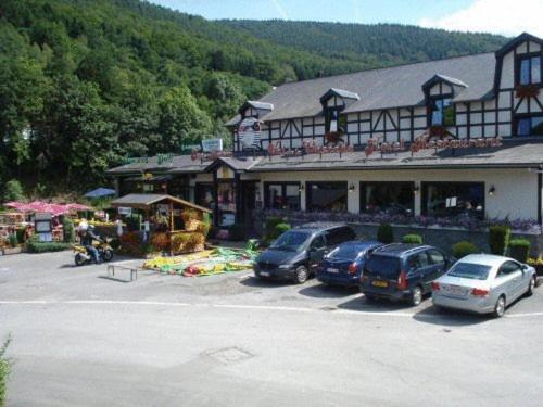 Hotel Val De La Cascade Stavelot Dış mekan fotoğraf
